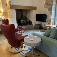 Haus zu verkaufen in Frankreich - Le salon et Poele a bois.jpg